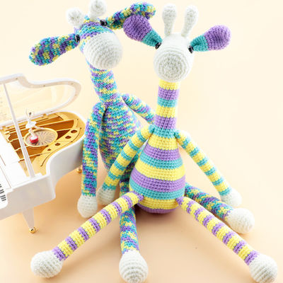 हस्तनिर्मित Crochet गुड़िया बुनाई बेबी जिराफ अनुकूलित थोक